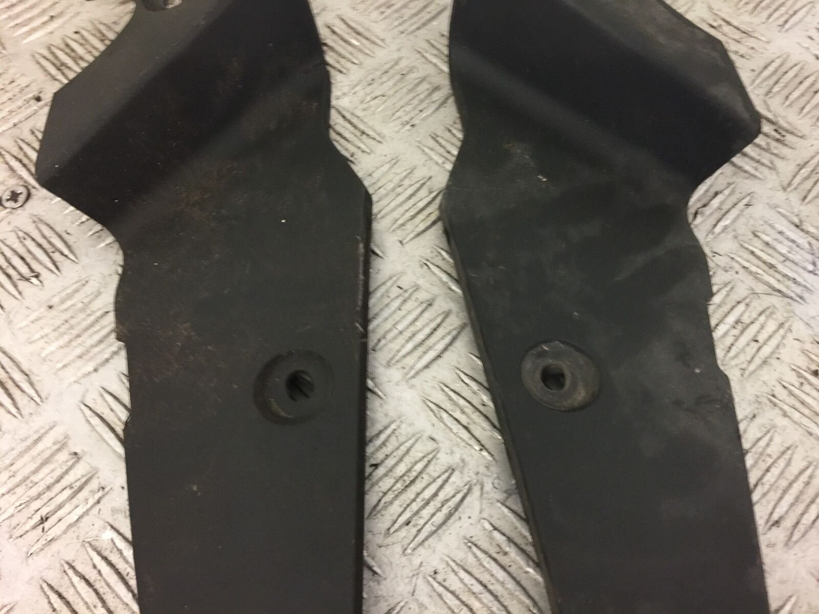 TRIUMPH TIGER 800 XCX INNER INFILLS  2018-2021 (STOCK 548)