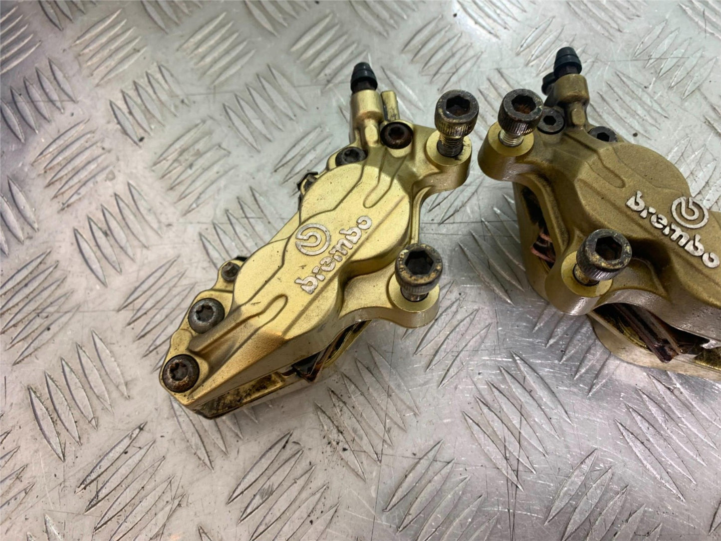 DUCATI 996 SPS 748 916 998 FRONT BRAKE CALIPERS   1999-2000 (CMB1209)