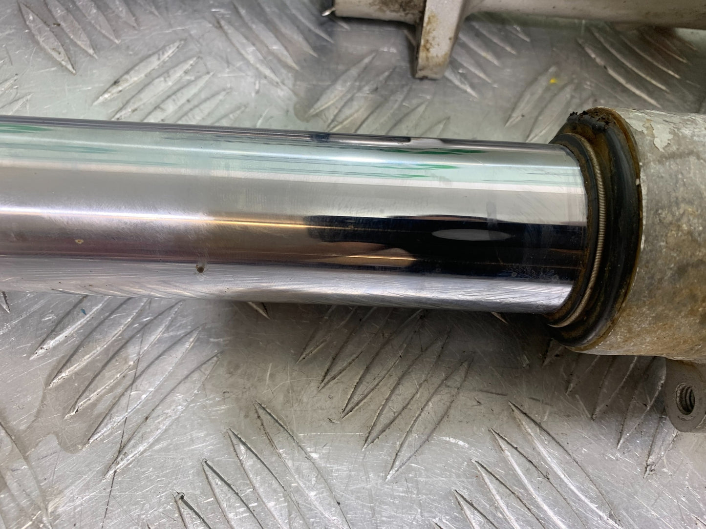SUZUKI GSF1200  GSF 1200 BANDIT FORKS  YEAR 1997-2000 (CMB1149)