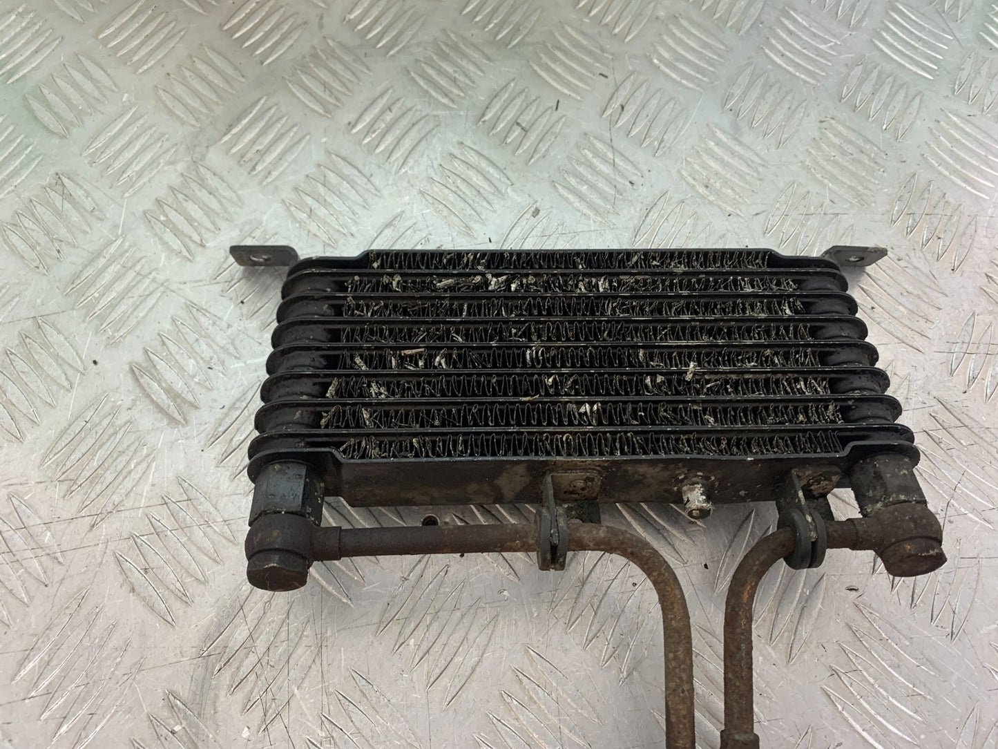 TRIUMPH 955i SPRINT ST OIL COOLER AND LINES  YEAR 1999-04 (CMB1230)