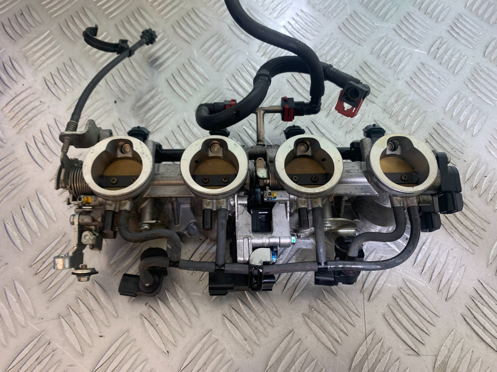 KAWASAKI ZX6R THROTTLE BODIES  YEAR 2009-2012 (CMB1136)
