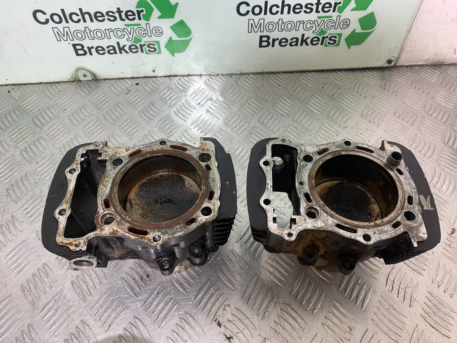 KAWASAKI VN1500 CLASSIC BARRELS AND PISTONS    YEAR 1999 -2006 (CMB1166)