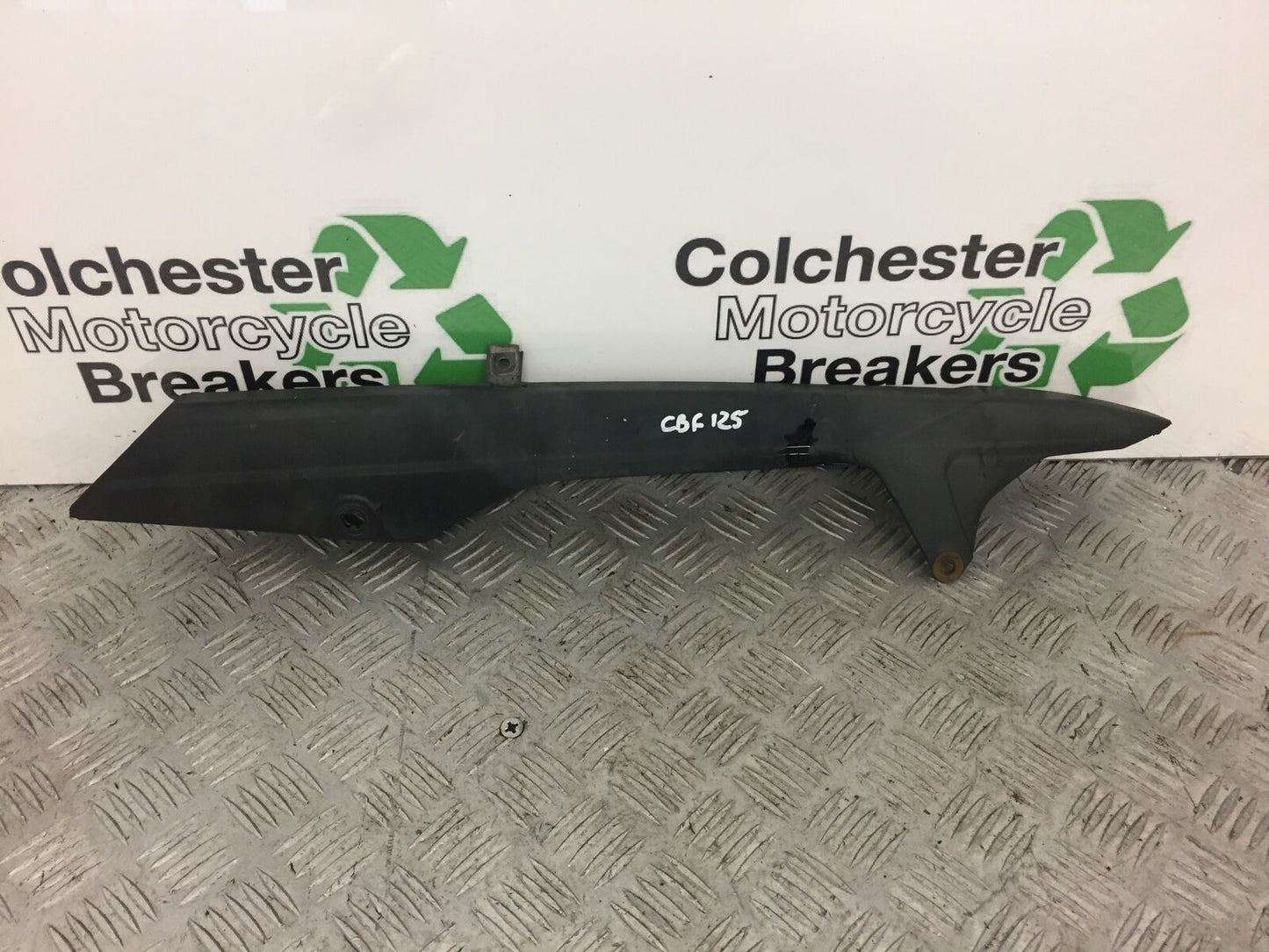 HONDA CBF125 CBF 125 CHAIN GUARD  YEAR 2008 - 2012