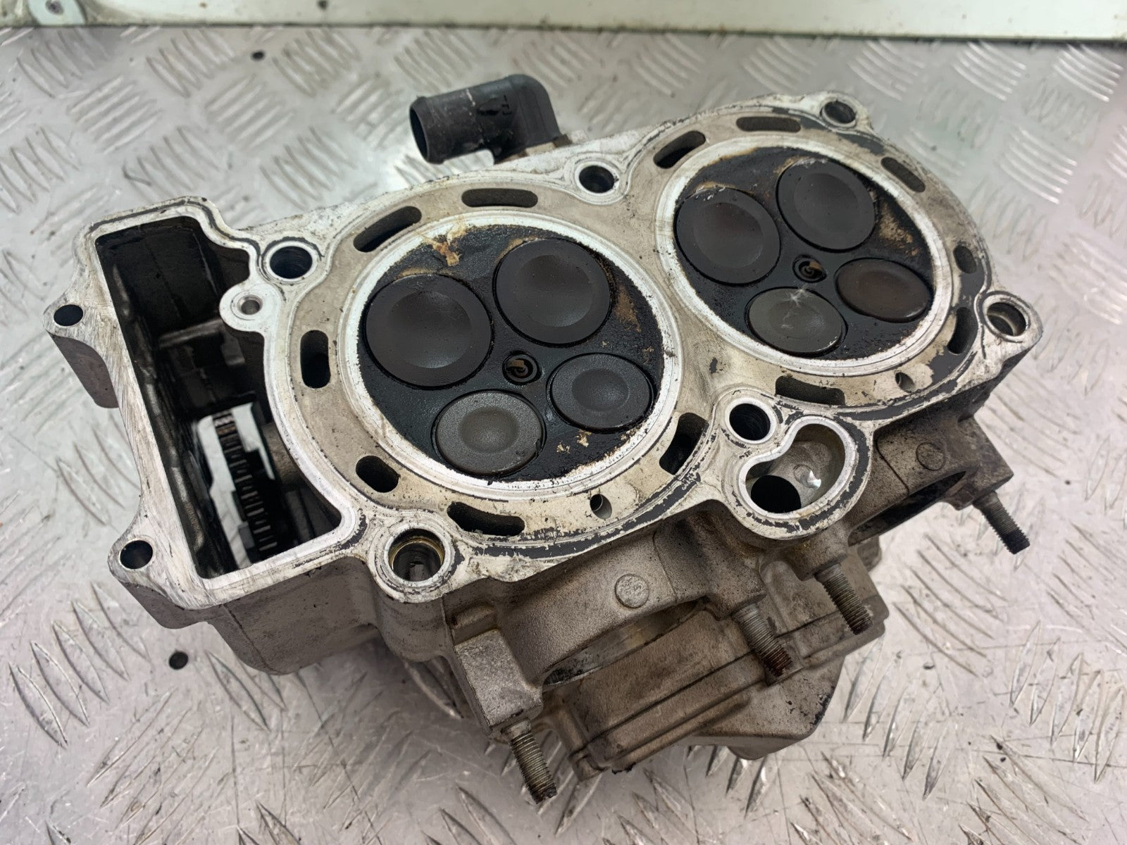 APRILIA TUONO 1000 V4R REAR CYLINDER HEAD  YEAR 2011-13  (CMB1316)