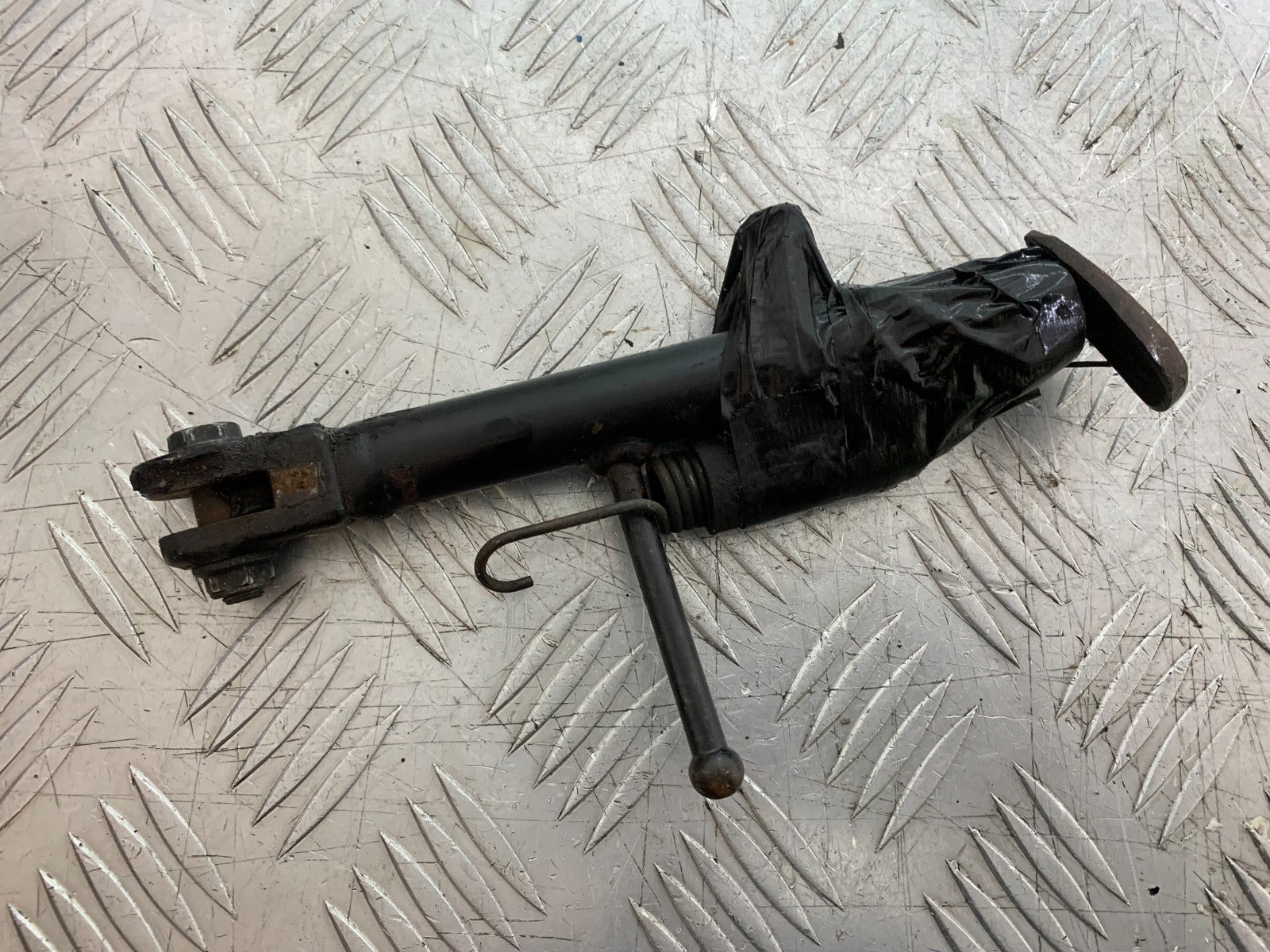HONDA CBF500 CBF 500 SIDE STAND   YEAR 2004-2008  (CMB1294)