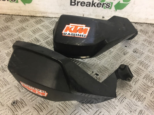 KTM 990 SUPERMOTO HAND GUARDS  YEAR 2008 (STOCK 662)