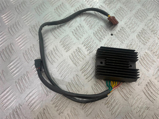 PIAGGIO MP3 250 ie REGULATOR  YEAR 2007 (CMB1307)