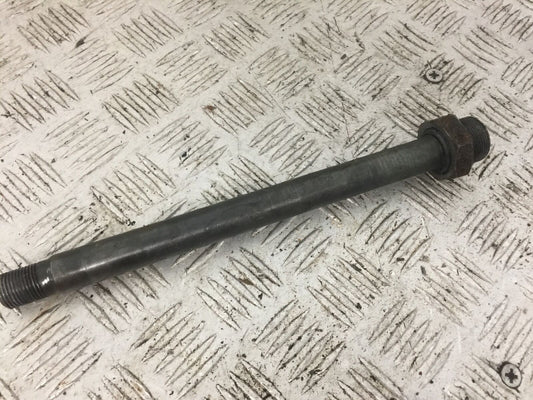 YAMAHA FJR1300 FJR 1300 SWINGARM SPINDLE  YEAR 2001-05 (STOCK 814)