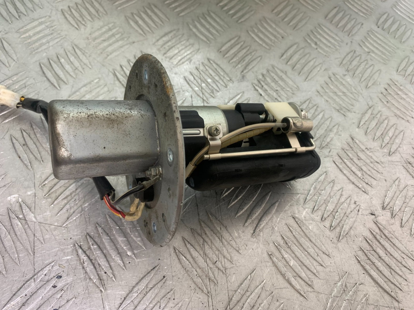 SUZUKI GSXR750 GSXR 750 K4 K5 PETROL PUMP 2004-2005 (CMB1319)