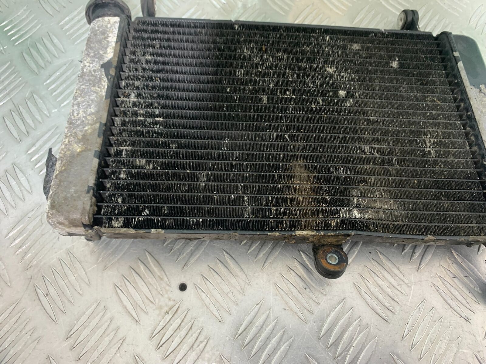 YAMAHA YZF600 YZF 600 THUNDERCAT RADIATOR  1996-2003 (CMB1105)