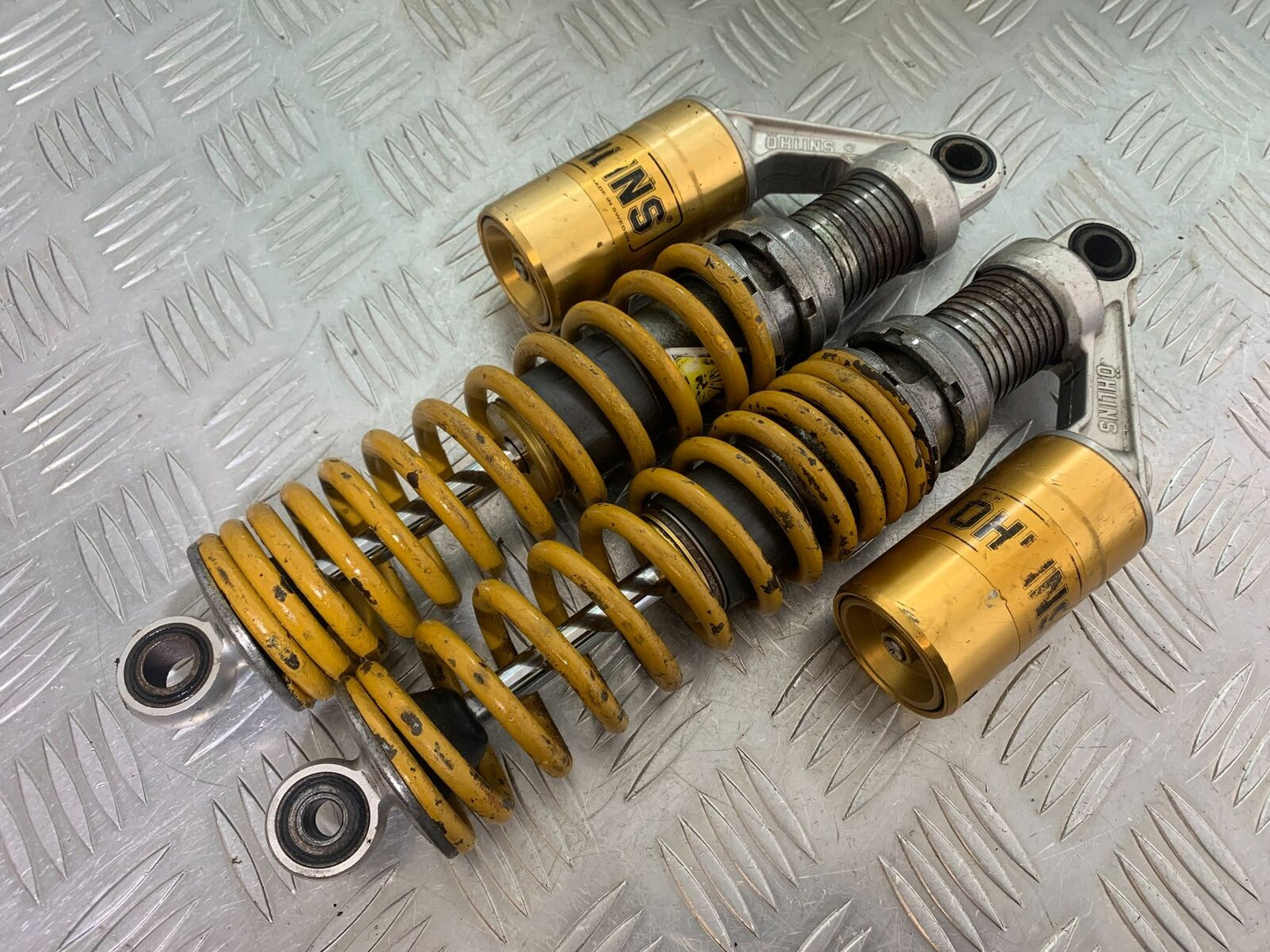 YAMAHA XJR1300 XJR 1300 OHLINS REAR SHOCKS  YEAR 1999-2003 (CMB1055)