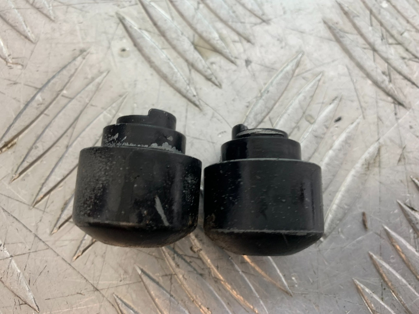 HONDA CBF500 CBF 500 BAR END WEIGHTS YEAR 2004-2008  (CMB1294)