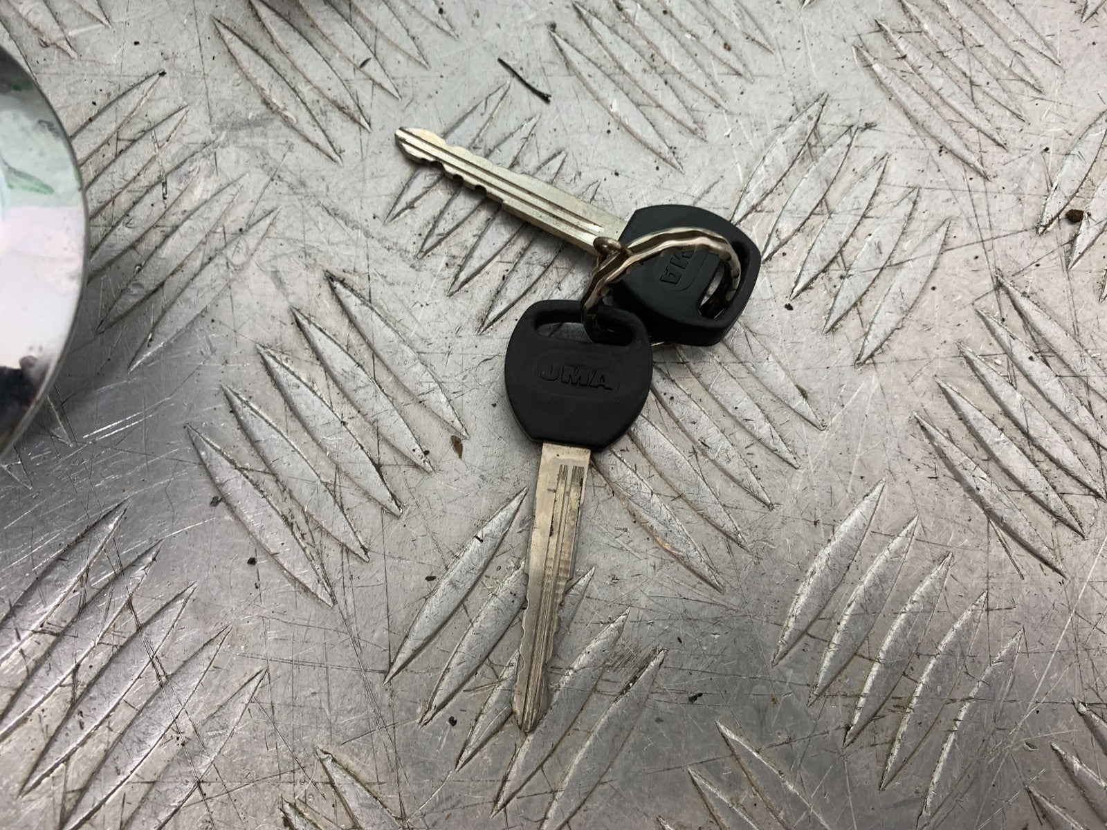 HONDA XL125 VARADERO LOCKS AND KEYS  YEAR 2001-2006  (CMB1304)