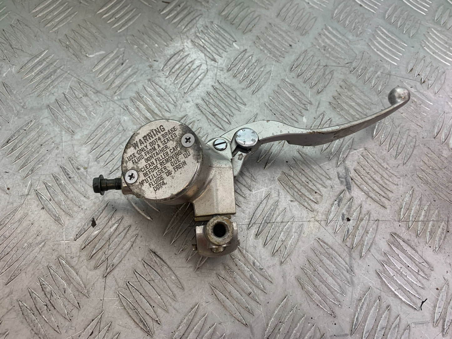 KAWASAKI VN1500 CLASSIC FRONT BRAKE MASTER CYLINDER  YEAR 1999 -2006 (CMB1166)