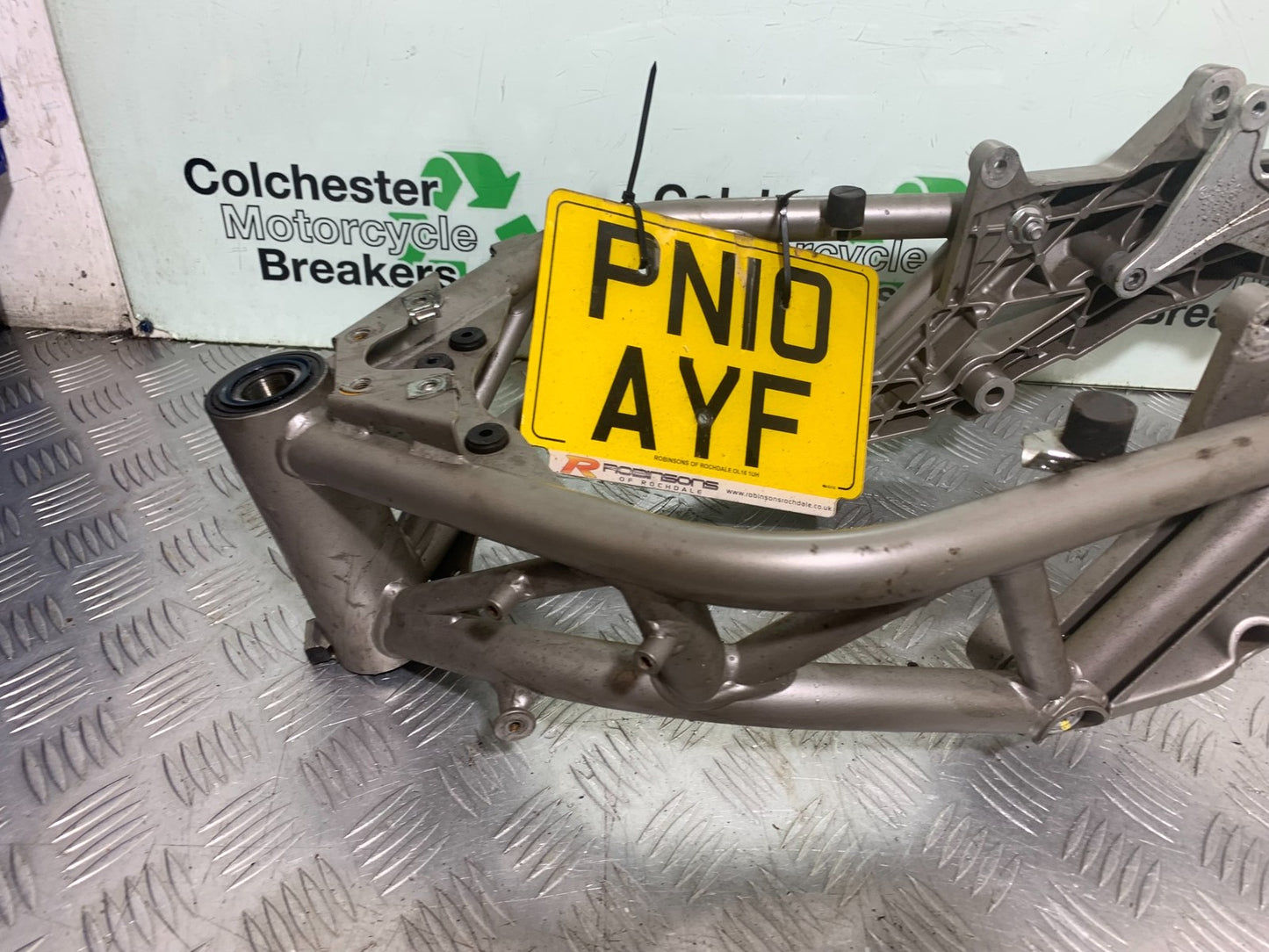 APRILIA SL750 SL 750 SHIVER FRAME REG LOG BOOK YEAR 2008-2016 (CMB1242)