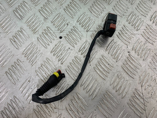 DUCATI 996 SPS 748 916 998 RIGHT SWITCH GEAR 1999-2000 (CMB1209)