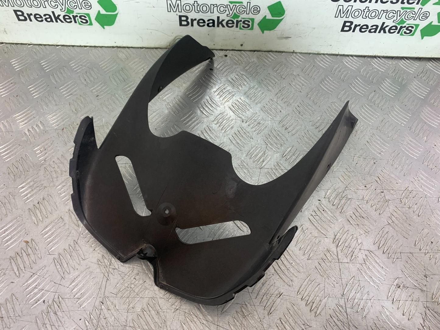KAWASAKI ZX10R ZX10 R FAIRING V-PIECE  2008-2010 (CMB1206)