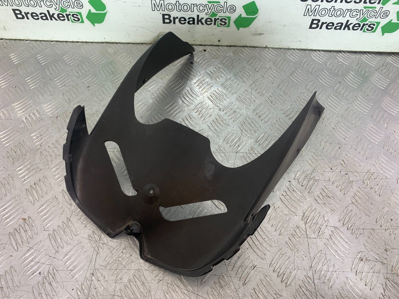 KAWASAKI ZX10R ZX10 R FAIRING V-PIECE  2008-2010 (CMB1206)