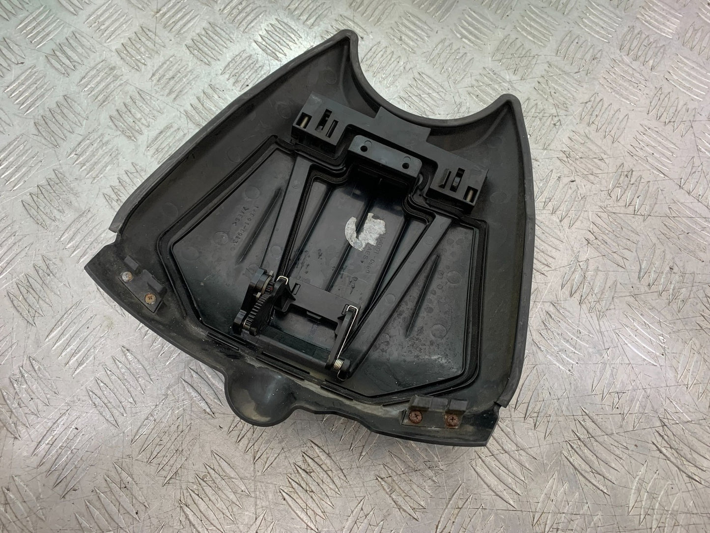KAWASAKI GTR1400 GTR 1400 TANK COVER AND LID    YEAR 2007-2009 (CMB1306)