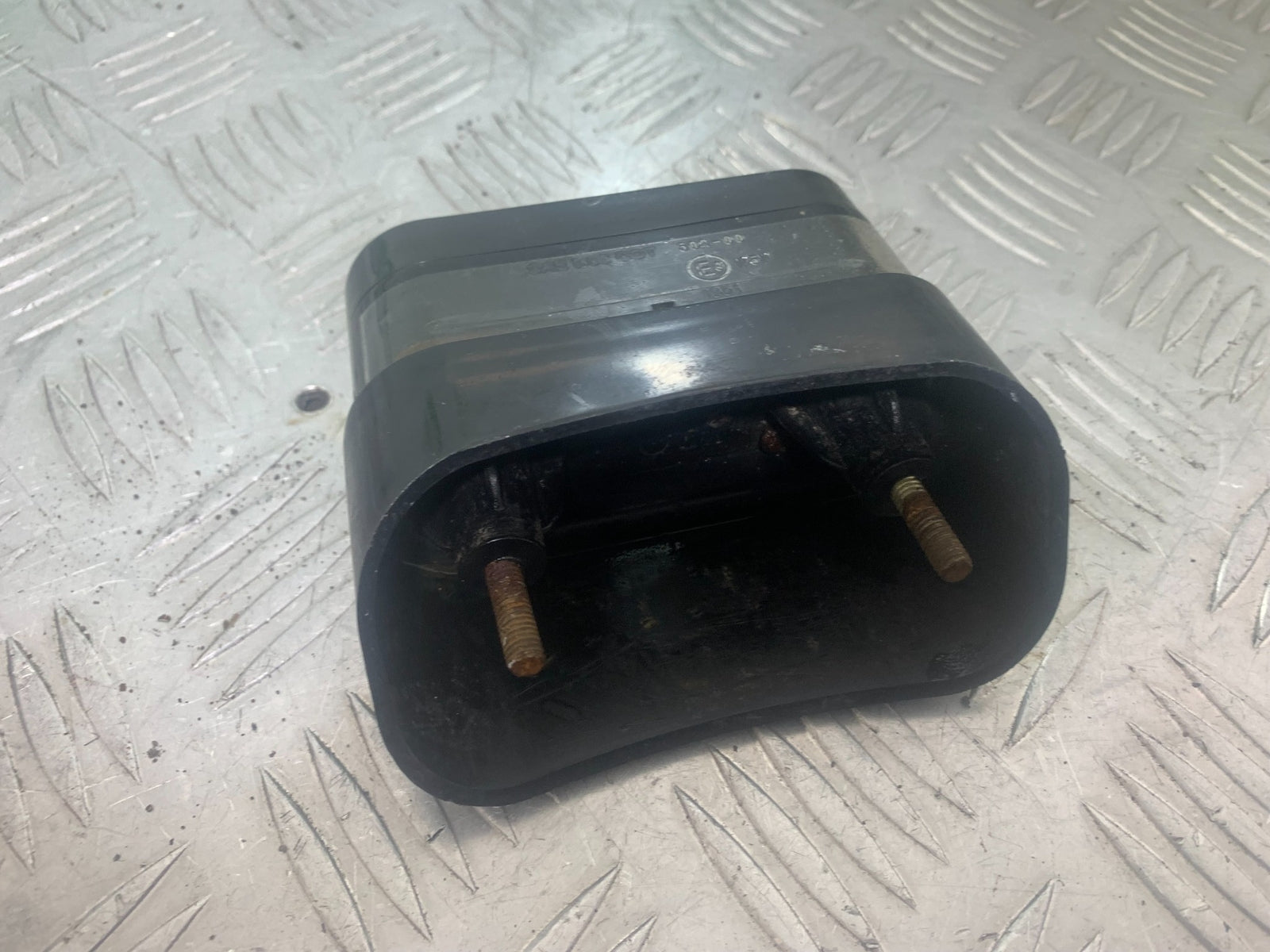 PIONEER XF250 NUMBER PLATE LIGHT INFILL COVER    YEAR 2009 (CMB1143)