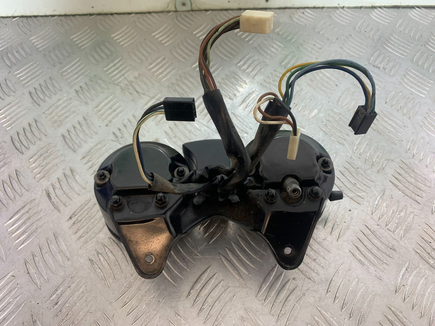 YAMAHA XS1100 MIDNIGHT SPECIAL CLOCKS SPEEDO DASH  YEAR 1980-1982 (CMB1122)