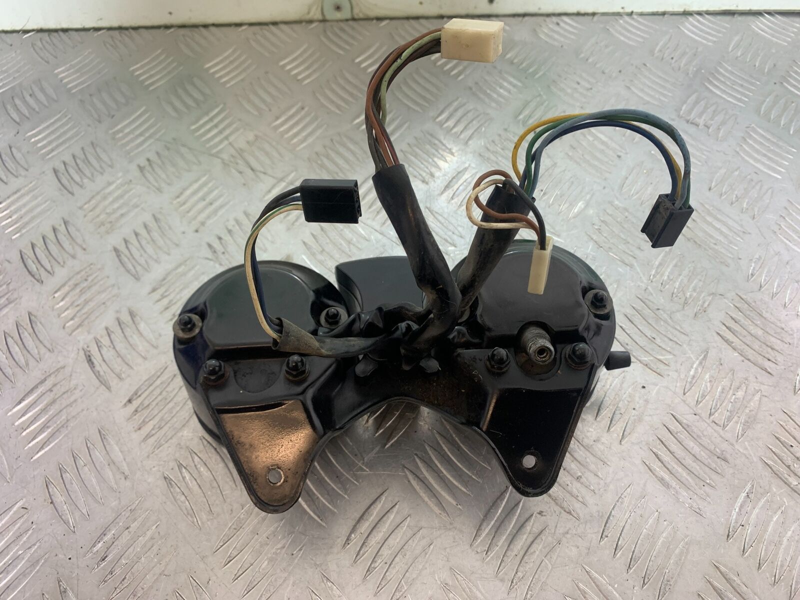 YAMAHA XS1100 MIDNIGHT SPECIAL CLOCKS SPEEDO DASH  YEAR 1980-1982 (CMB1122)