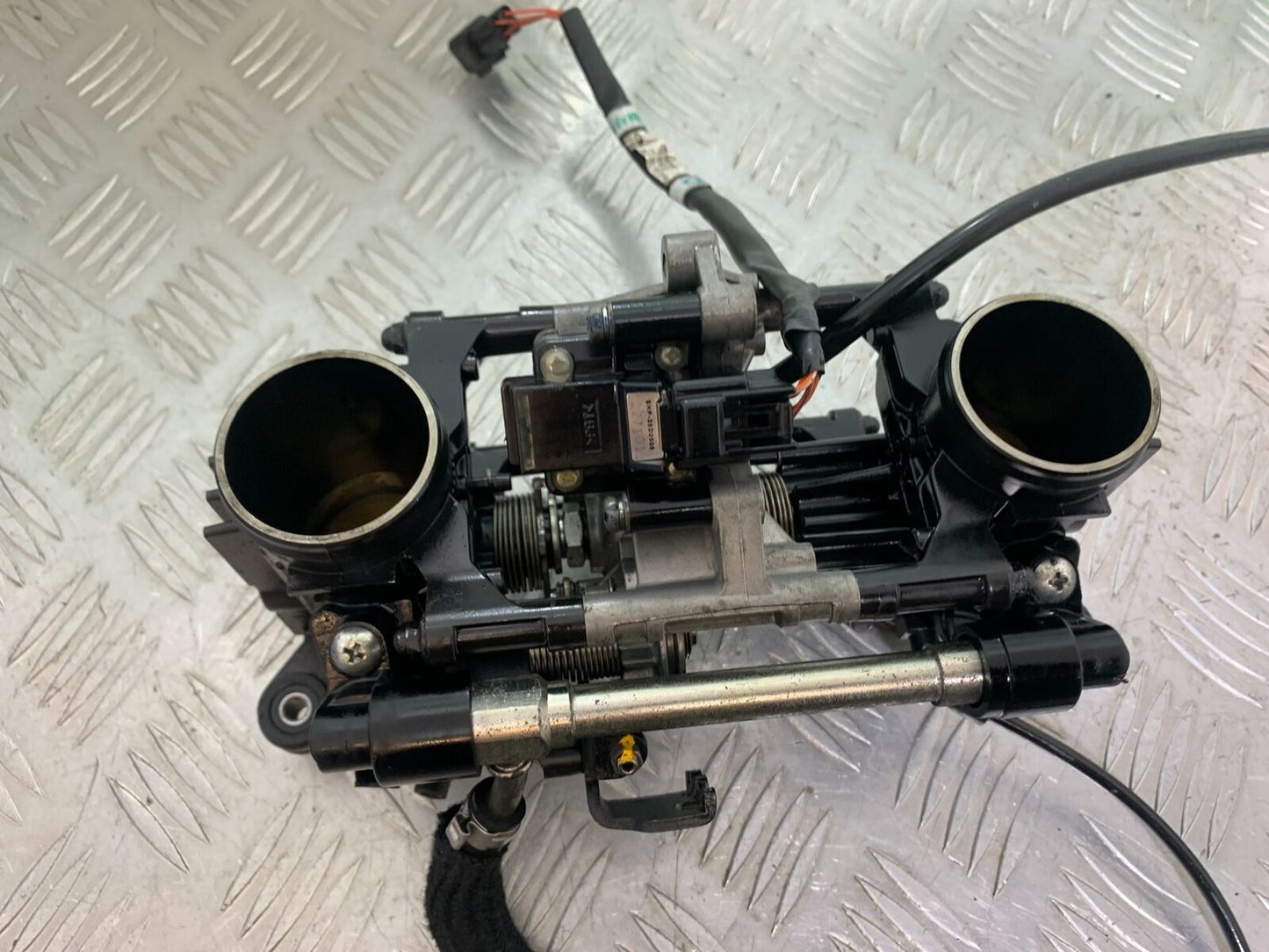 TRIUMPH THUNDERBIRD 1600 THROTTLE BODIES  YEAR 2011 (CMB1107)
