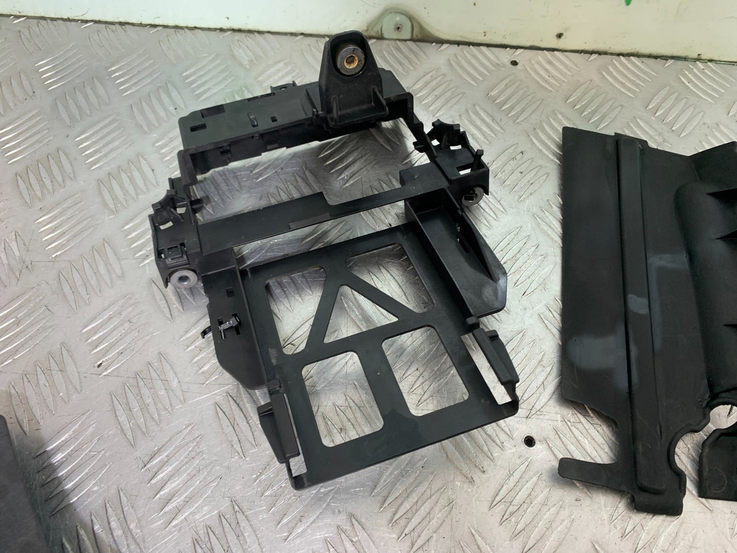BMW F800 GT INFILL PANELS  YEAR 2013-2017 (CMB1248)