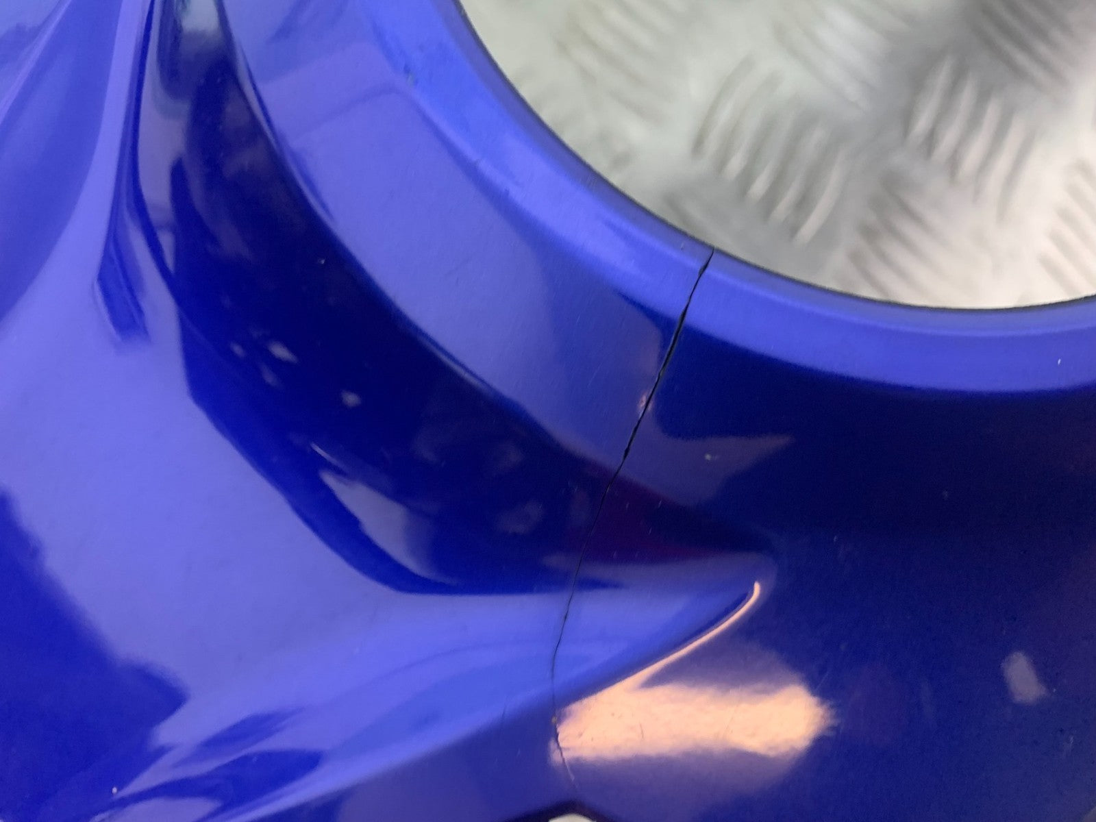 YAMAHA YZF-R125 YZF 125 CENTER TANK PANEL  YEAR 2019-2022 (CMB1263)