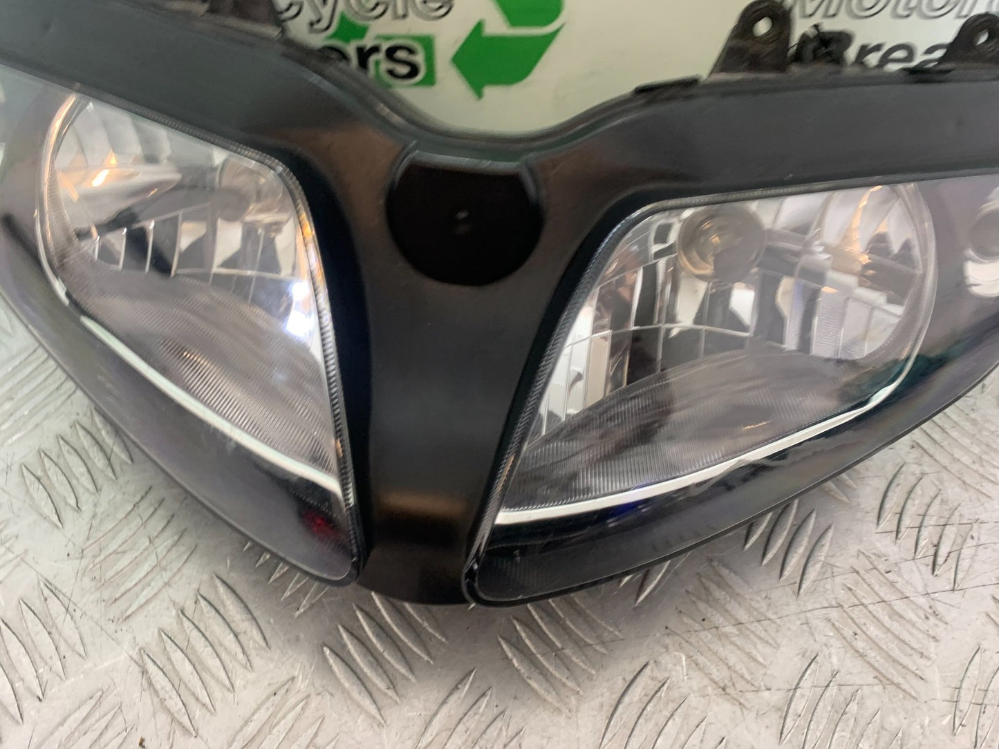 SUZUKI SV1000 SV 1000 HEADLIGHT YEAR 2003-2007 (CMB1293)
