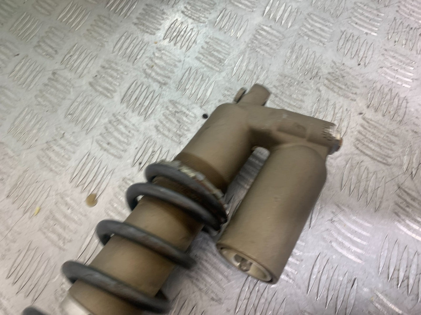 KAWASAKI KXF250 KXF 250 REAR SHOCK YEAR 2006-2008 (CMB1309)