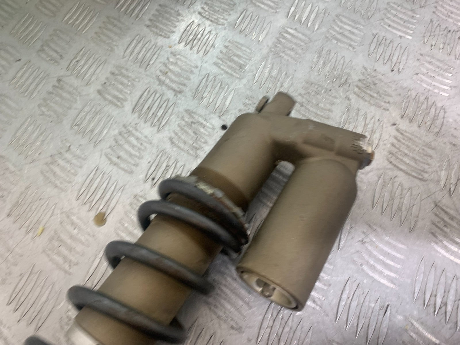 KAWASAKI KXF250 KXF 250 REAR SHOCK YEAR 2006-2008 (CMB1309)