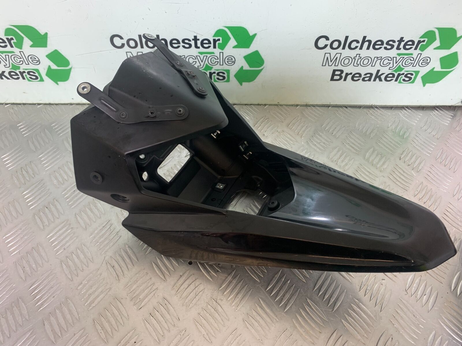 SINNIS TERRAIN 125 FRONT HEADLIGHT COWL   YEAR 2024 (CMB1072)