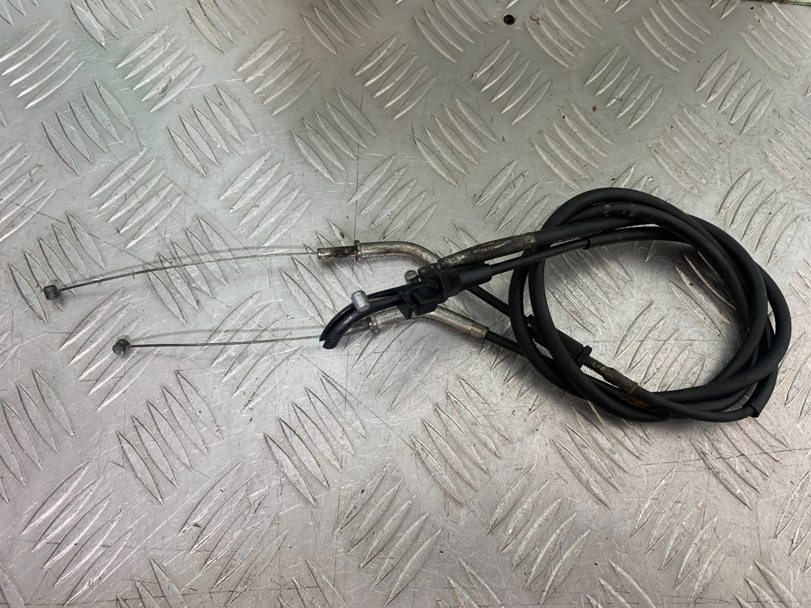 KAWASAKI 650 VERSYS THROTTLE CABLES  YEAR 2015-2018 (CMB1288)