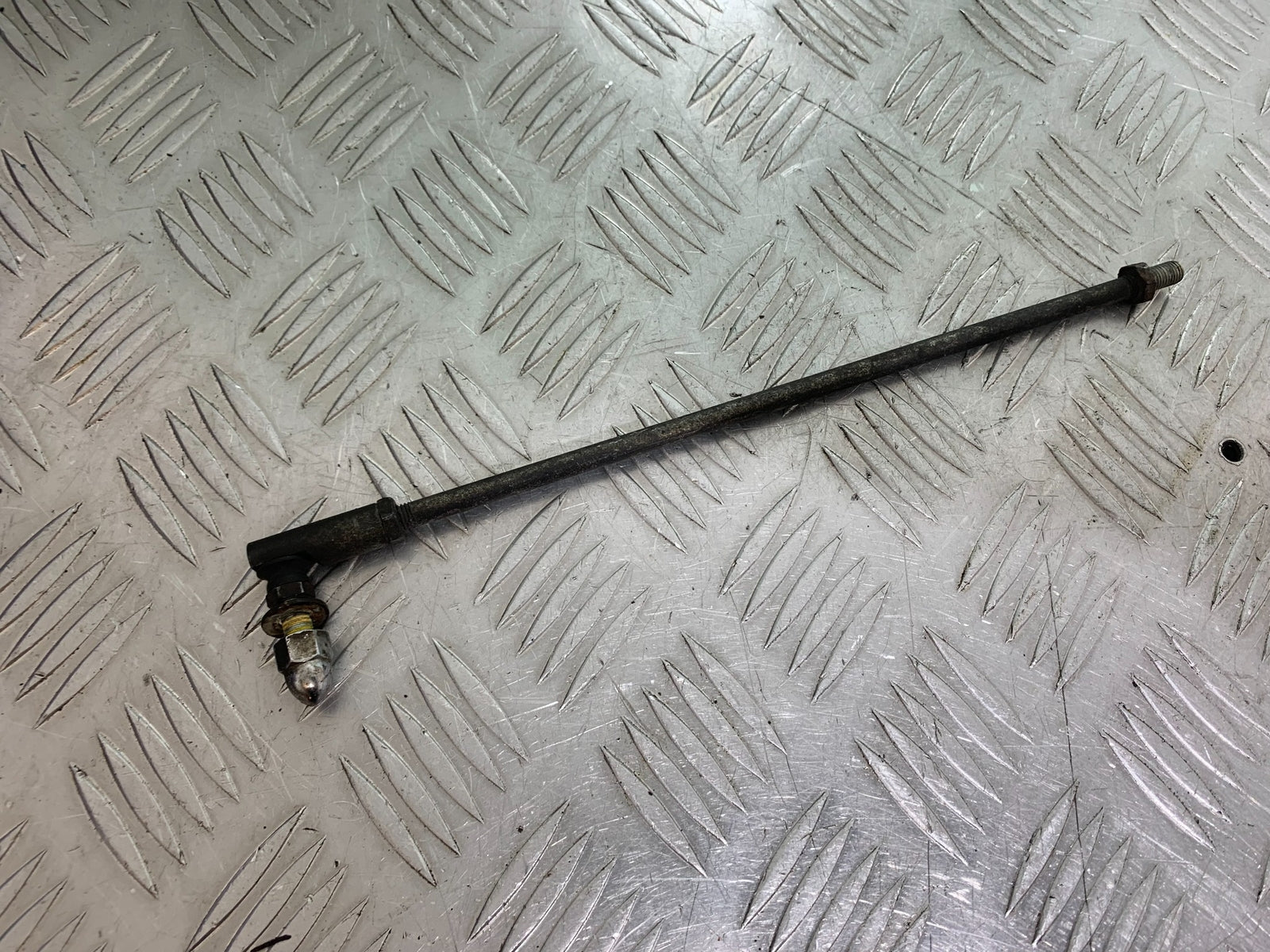 HARLEY DAVIDSON FXS BLACKLINE 1585 GEAR LEVER ROD  YEAR 2012 (CMB1147)