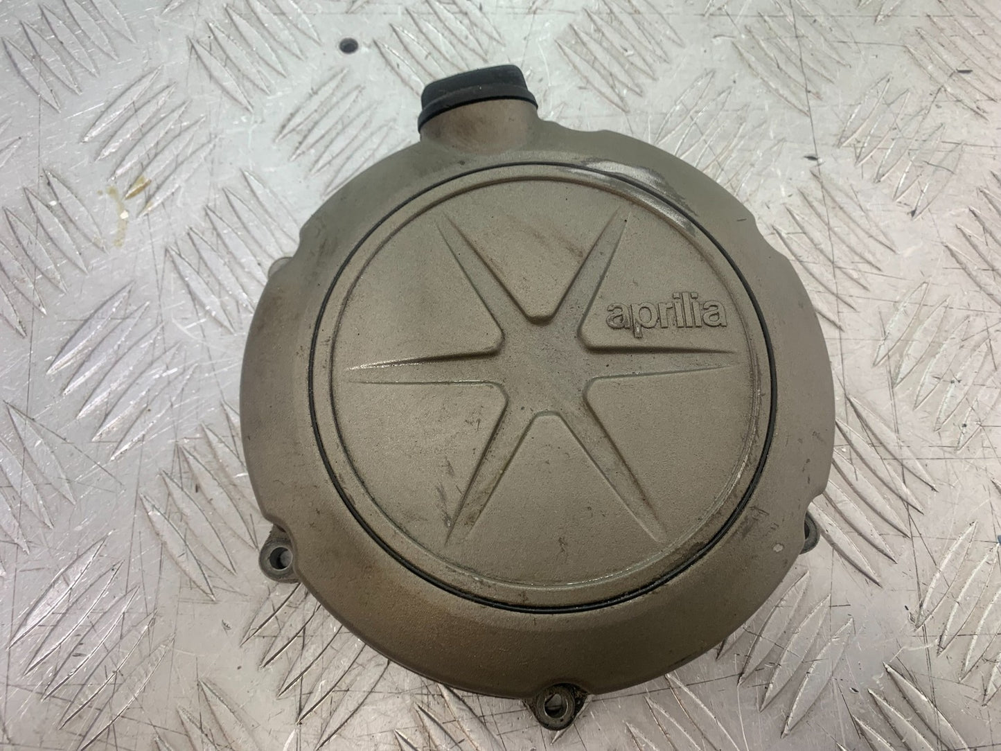 APRILIA SL750 SL 750 SHIVER CLUTCH COVER   YEAR 2008-2016 (CMB1242)
