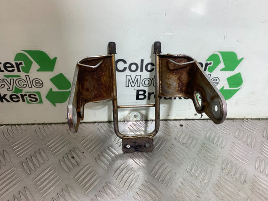 YAMAHA YBR125 CUSTOM HEADLIGHT BRACKET  YEAR 2008-2016 (CMB1192)
