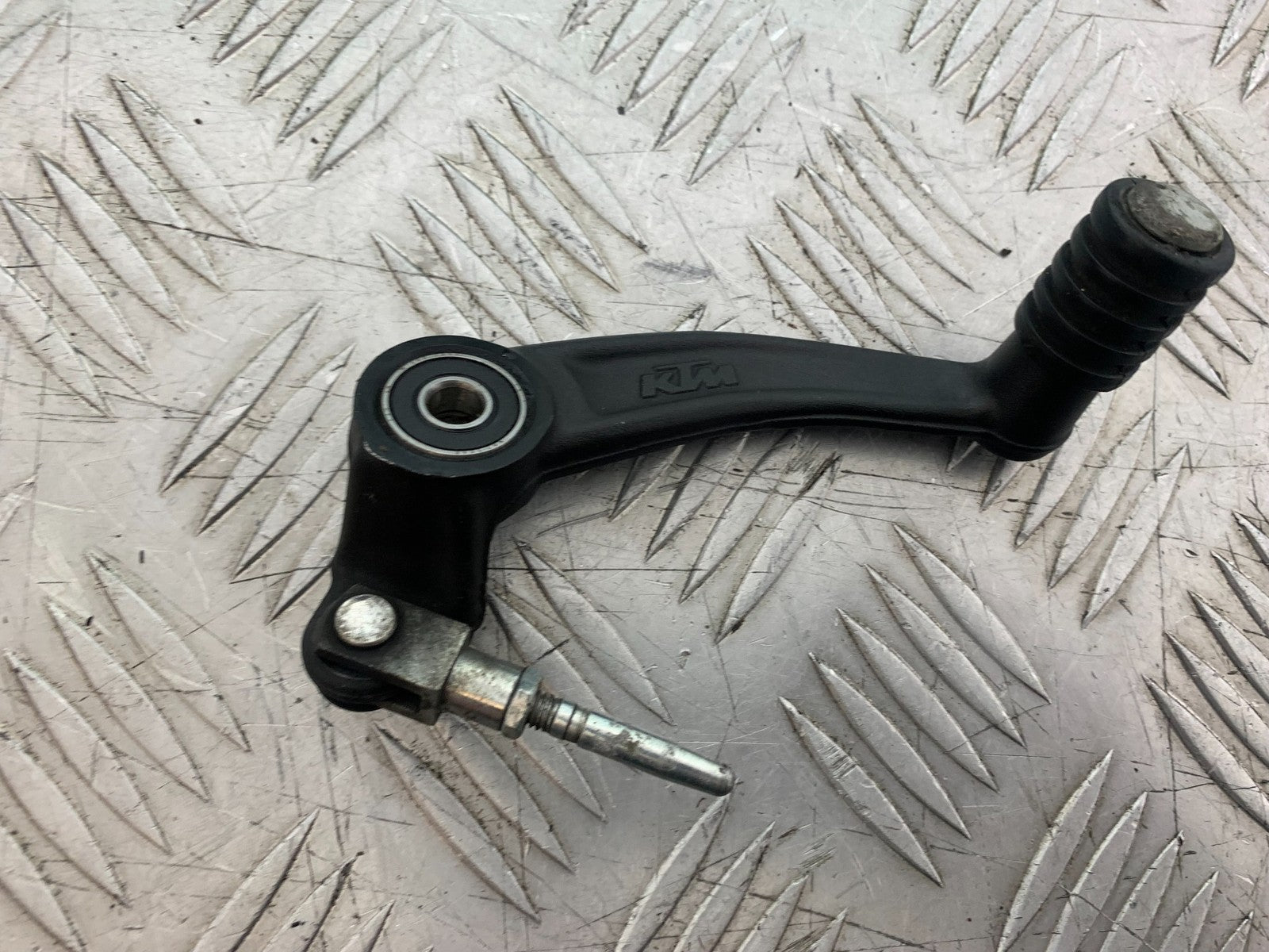 KTM RC125 RC 125 RC BRAKE PEDAL  2014 2017 (CMB1199)