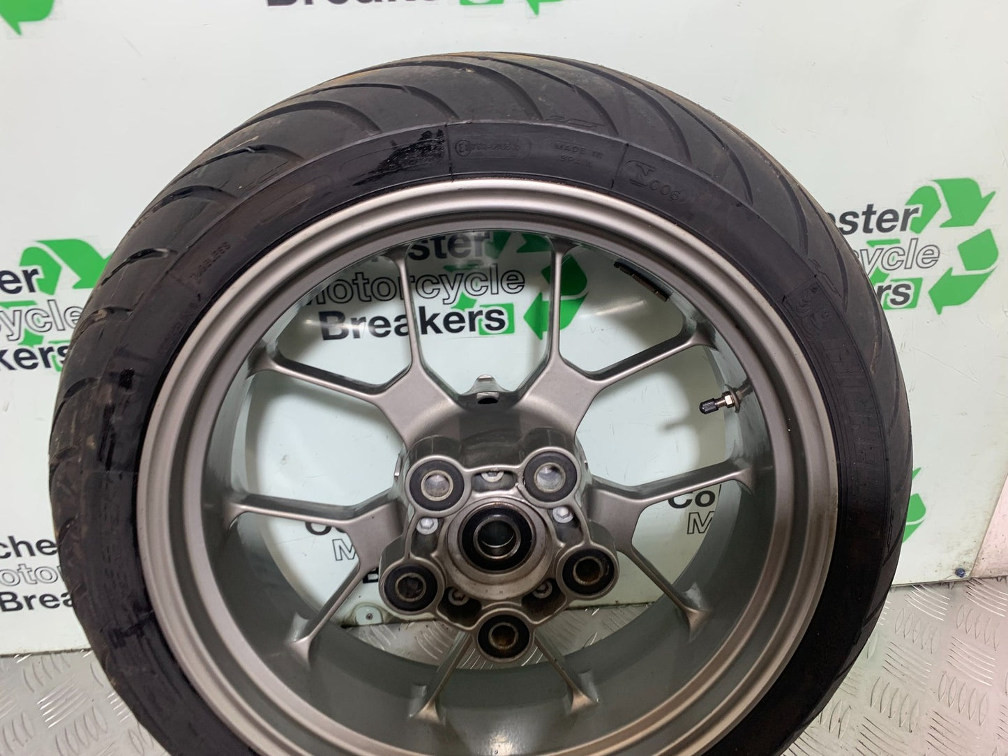 APRILIA SL750 SL 750 SHIVER REAR WHEEL  YEAR 2008-2016 (CMB1242)
