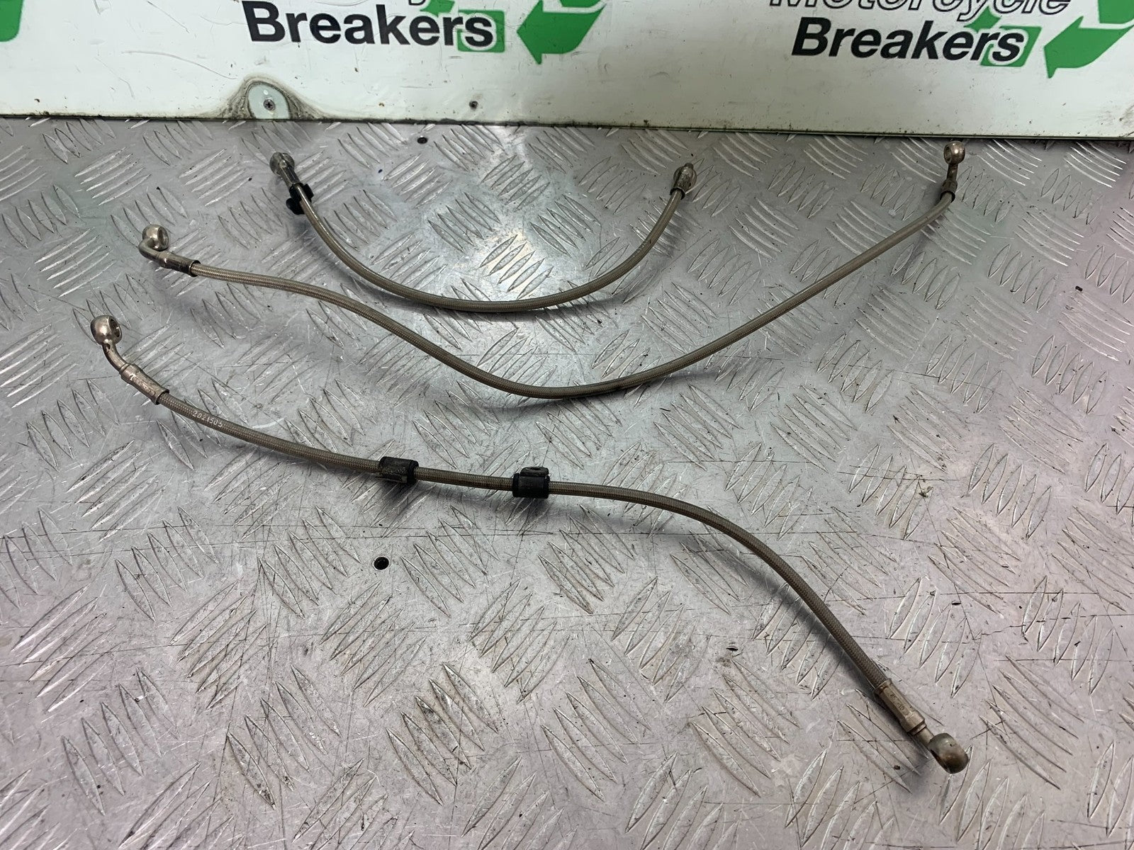 TRIUMPH 675 STREET TRIPLE R FRONT AND REAR BRAKE LINES   YEAR 2013-16 (CMB1221)