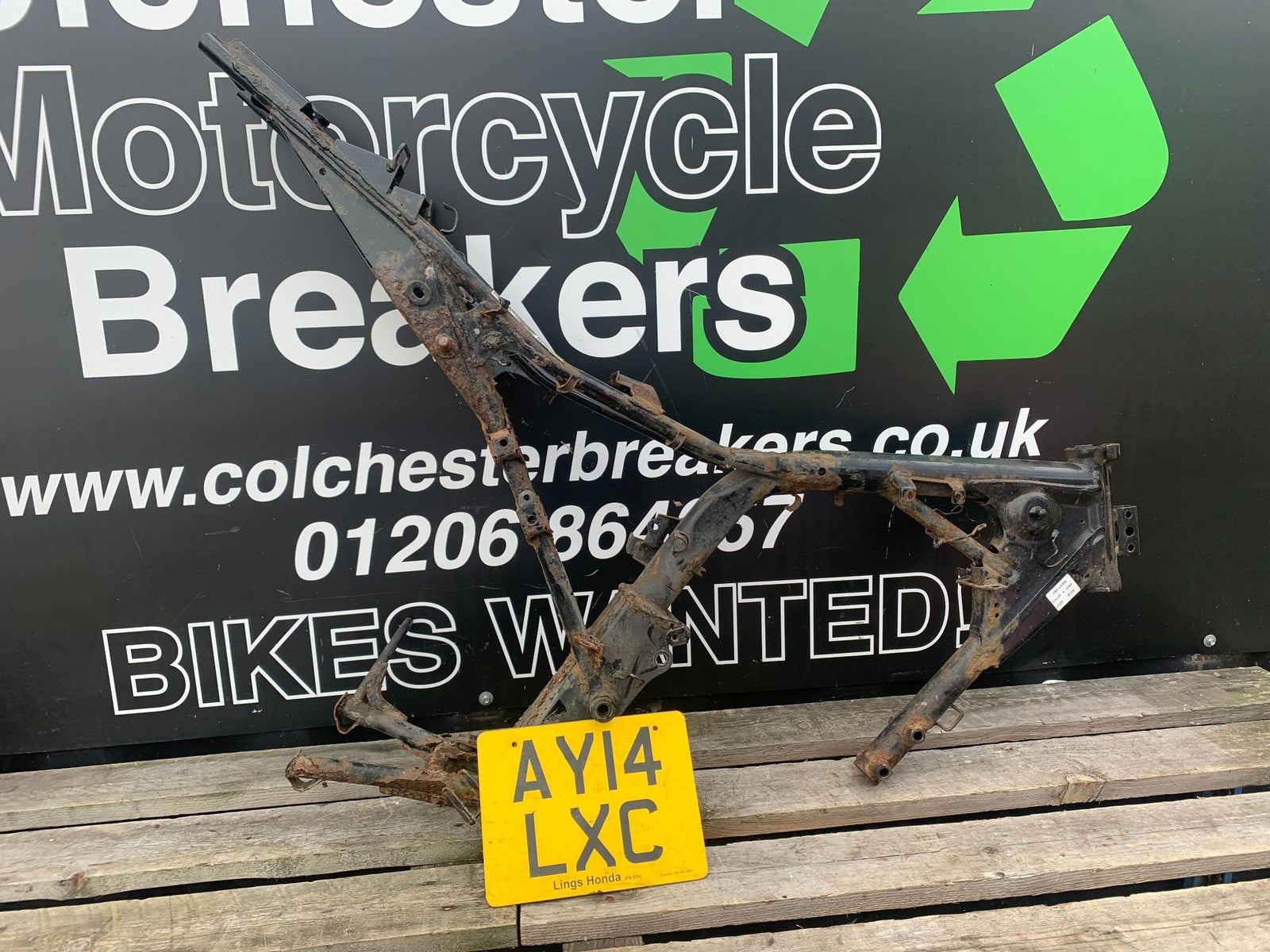 HONDA CBF125 CBF 125 FRAME REG LOG BOOK  YEAR 2009-14 (CMB1182)