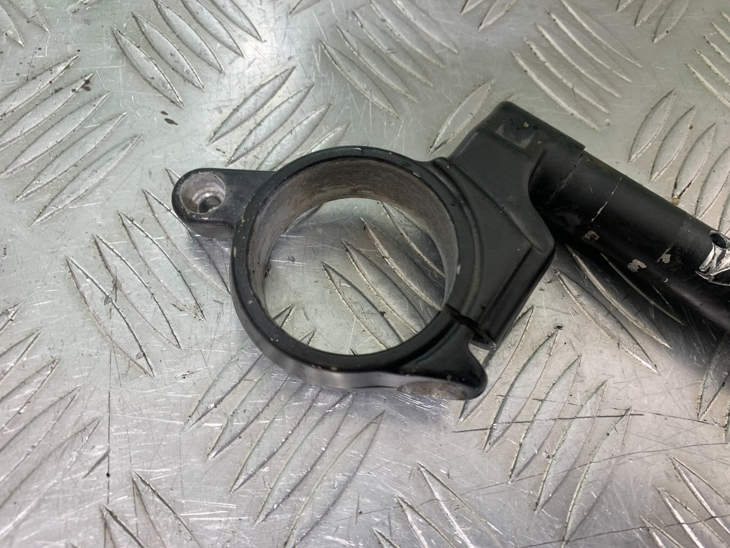 YAMAHA YZF-R125 YZF 125 RIGHT HANDLEBAR  YEAR 2019-2022 (CMB1263)