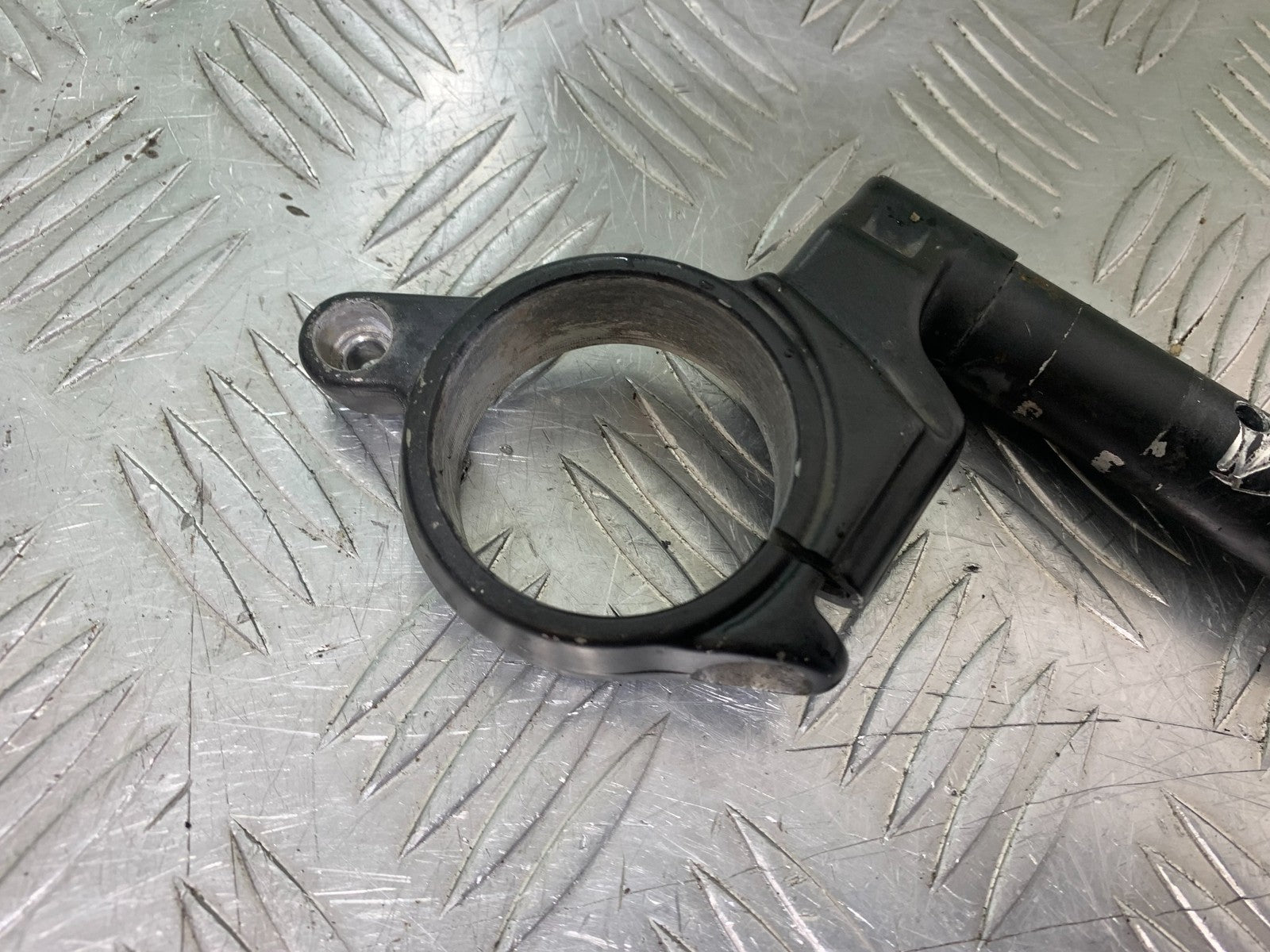 YAMAHA YZF-R125 YZF 125 RIGHT HANDLEBAR  YEAR 2019-2022 (CMB1263)
