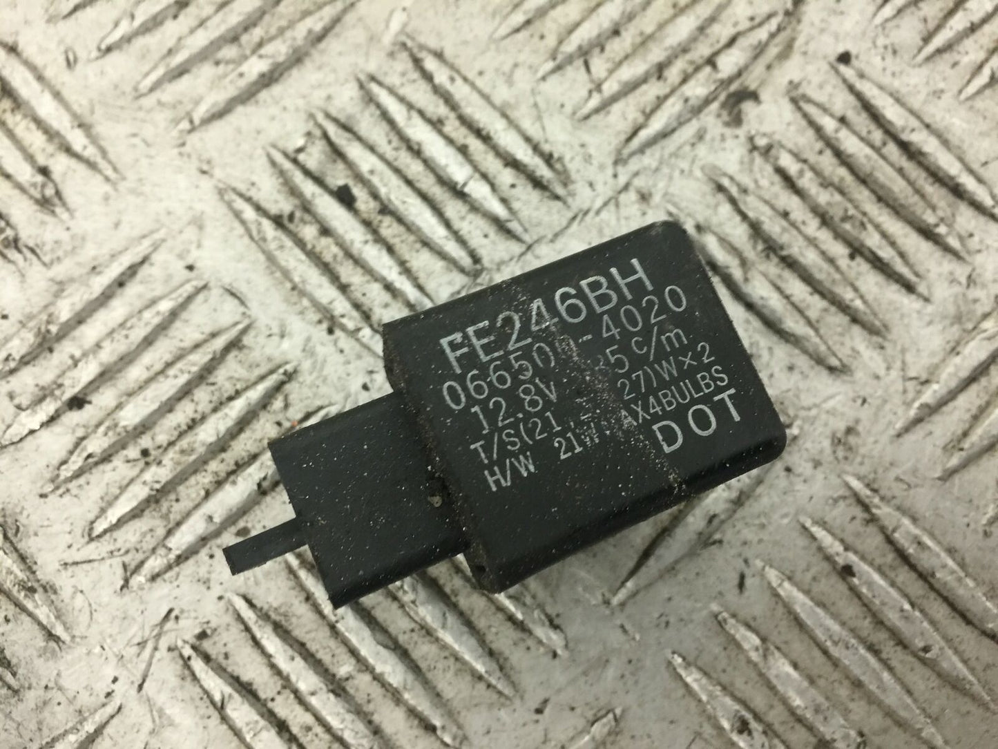 HONDA VFR800 V TEC RELAY  YEAR 2009-2013  (ABS) STOCK 576