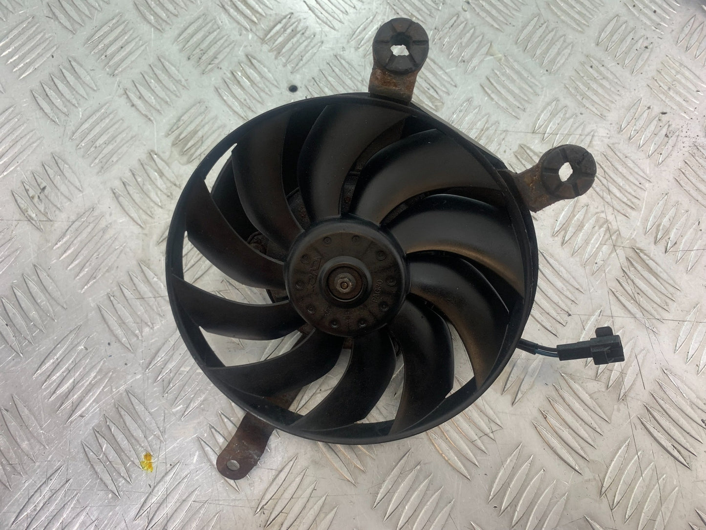 SUZUKI GSF650 GSF 650 RADIATOR FAN   YEAR 2007-2009  (CMB1161)