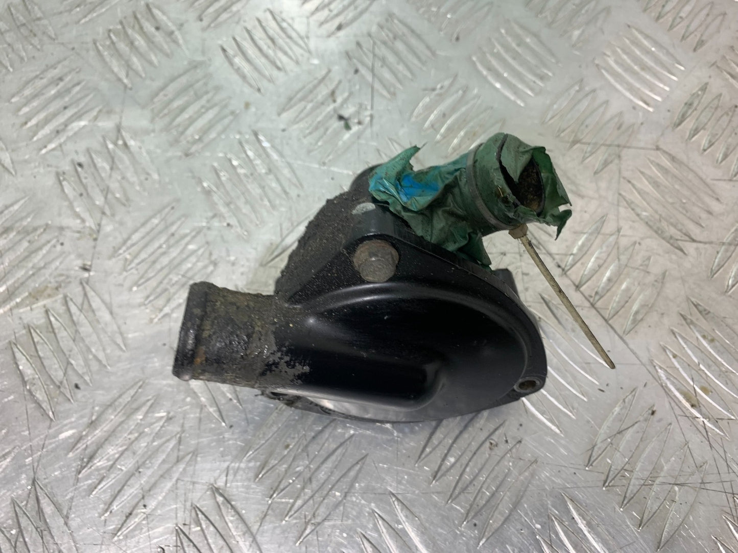 TRIUMPH 955i SPRINT ST WATER PUMP  YEAR 1999-2004