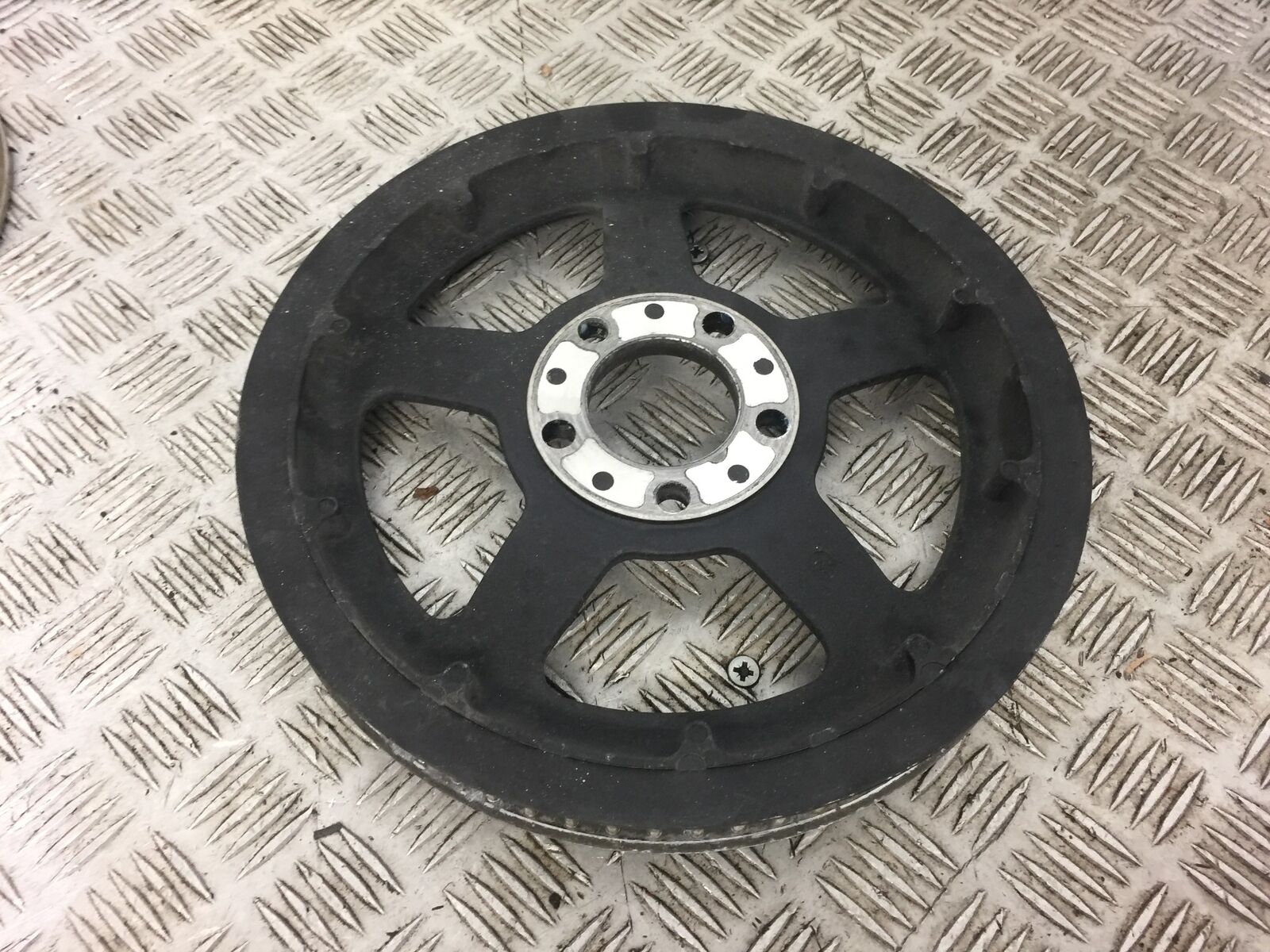 HARLEY DAVIDSON XLH 883 SPORTSTER DRIVE PULLEY YEAR 2005 (STOCK 374)