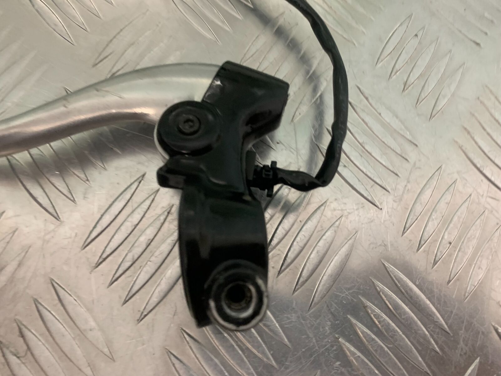 ROYAL ENFIELD 350 CLASSIC CLUTCH LEVER AND BRACKET YEAR 2022 (STOCK 967)