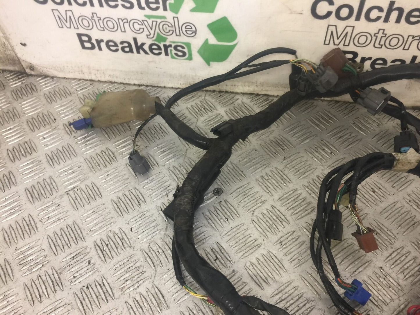 HONDA CB900 CB 900 HORNET WIRING LOOM  YEAR 2002-06 (STOCK 633)