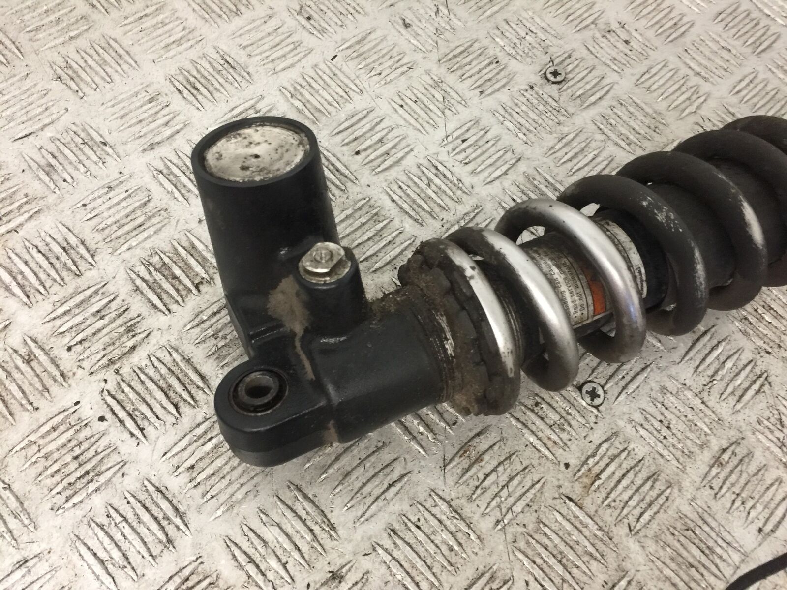 KAWASAKI ZZR1400 ZZR 1400 REAR SHOCK  YEAR 2007-11(STOCK 893)